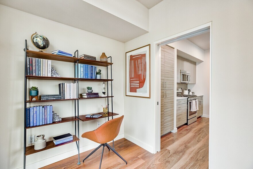 More Photos Of 2105 5th Ave, Seattle Apartments For Lease