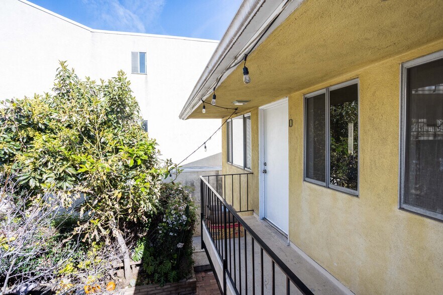 More Photos Of 1427 Euclid St, Santa Monica Apartments For Sale