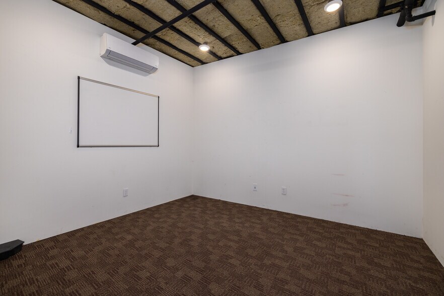 More Photos Of 12375 Reservation Rd, Anacortes Service For Lease