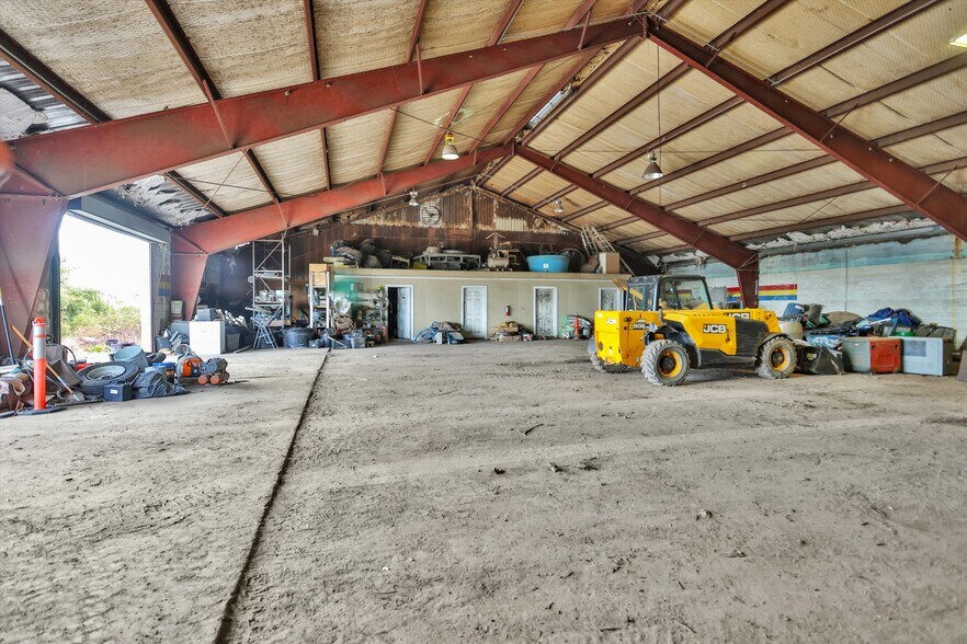 More Photos Of 510 61st St, Galveston Warehouse For Sale