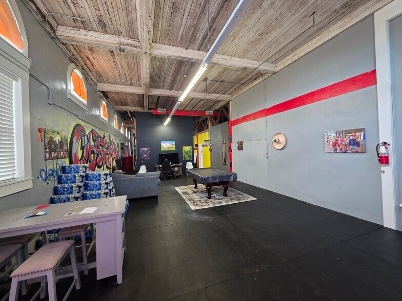 More Photos Of 501 W Front St, Orange Office For Sale