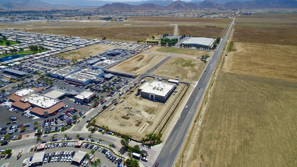 More Photos Of Warren Rd & Auto Mall Dr, Hemet Land For Sale