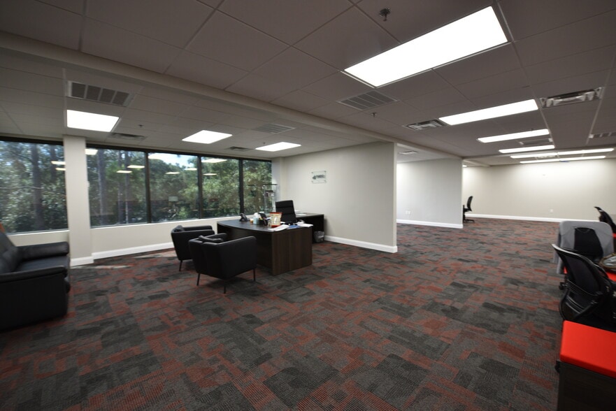 More Photos Of 234 N Westmonte Dr, Altamonte Springs Office For Lease