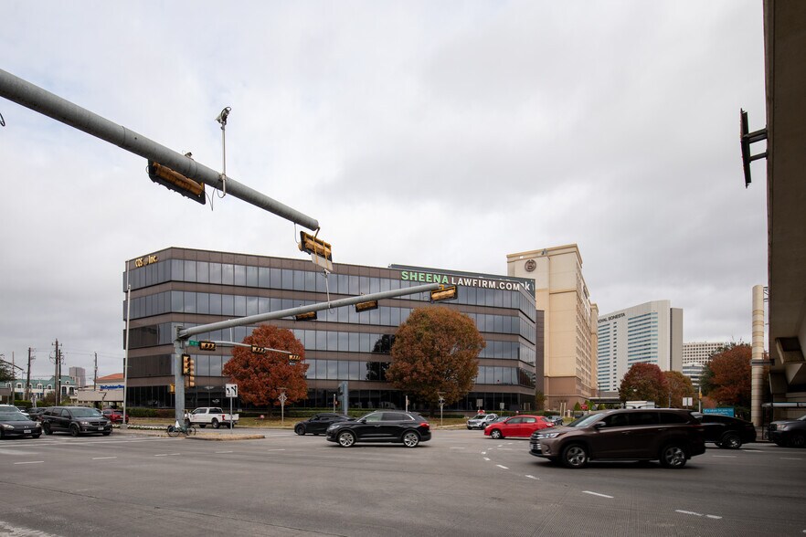 More Photos Of 2500 West Loop South, Houston Medical For Lease