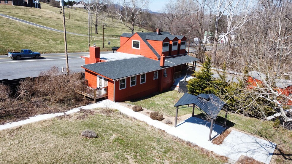 More Photos Of 7892 Stonewall Jackson Hwy, Front Royal Restaurant For Sale