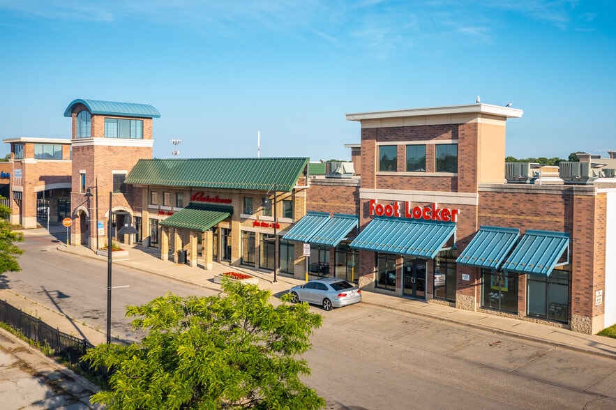 More Photos Of 5700 W Capitol Dr, Milwaukee Unknown For Lease