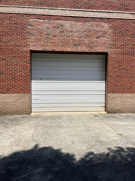 More Photos Of 4388 Sudderth Rd, Buford Warehouse For Sale