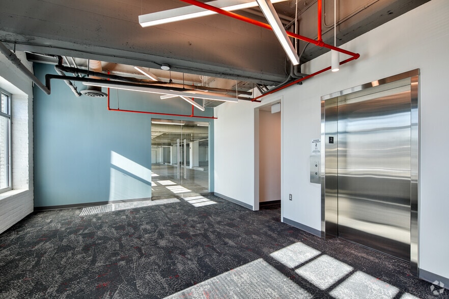 More Photos Of 120 Q St NE, Washington Loft Creative Space For Lease