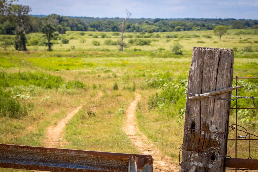 More Photos Of 181 Pine Meadow Rd, Seguin Land For Sale