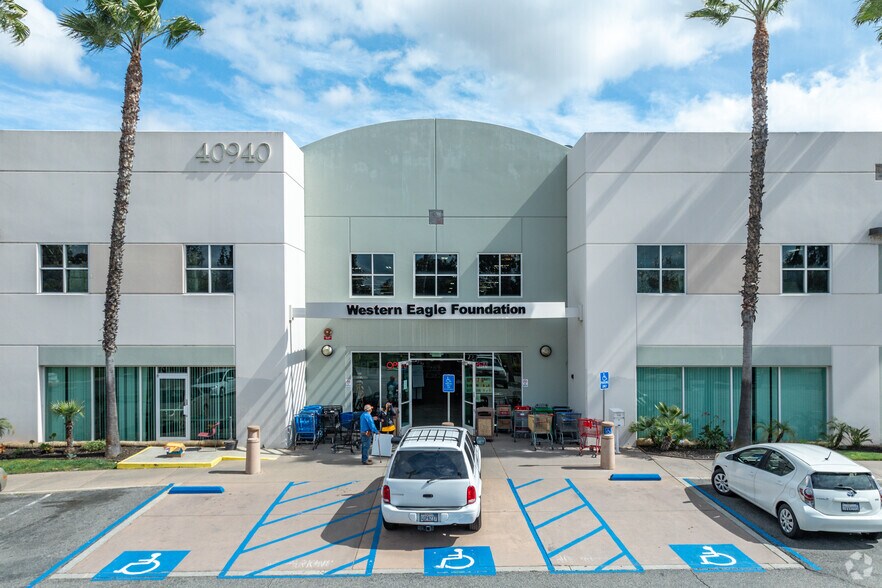 More Photos Of 40940 County Center Dr, Temecula Manufacturing For Lease