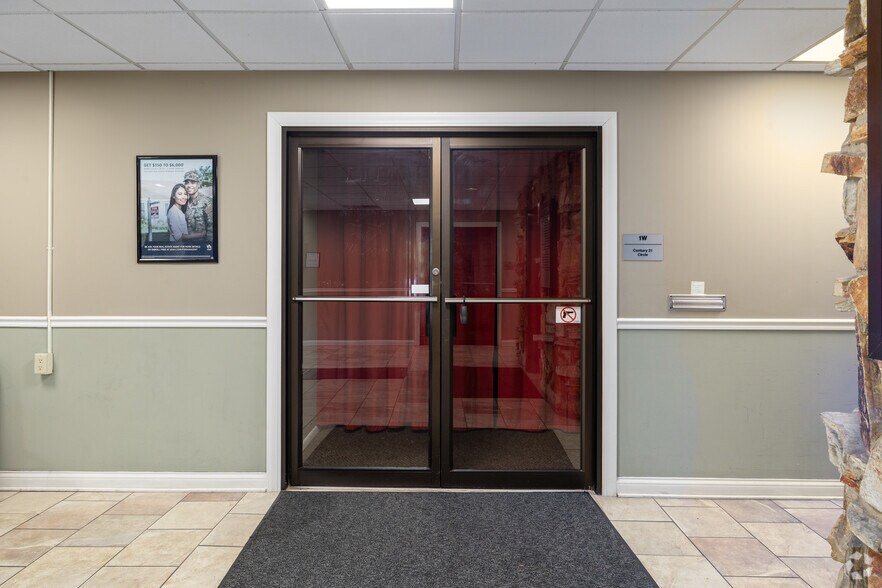 More Photos Of 930 W 175th St, Homewood Office For Sale