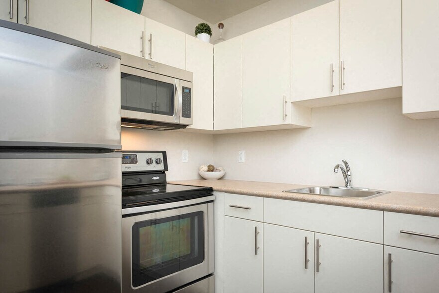 More Photos Of 300 Taché Av, Winnipeg Apartments For Lease