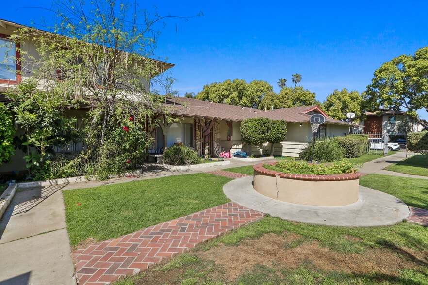 More Photos Of 3024 E Topaz Ln, Fullerton Apartments For Sale