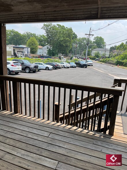 More Photos Of 639 W 1st Ave, Roselle Restaurant For Sale