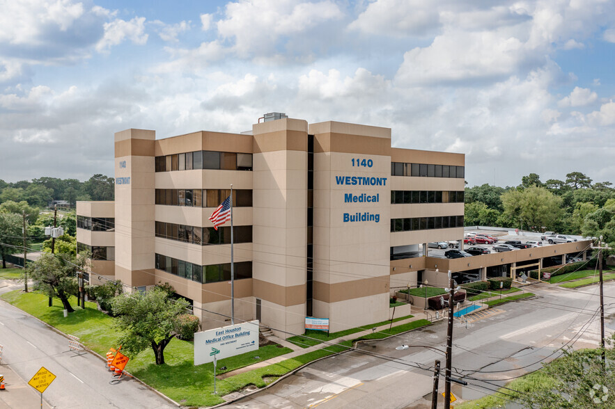 Primary Photo Of 1140 Westmont Dr, Houston Medical For Lease