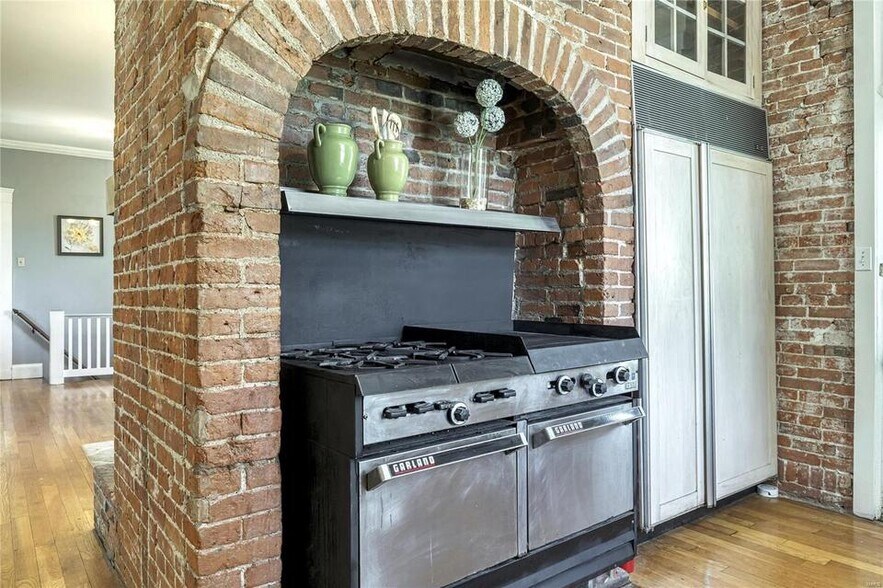 More Photos Of 11475 Lilac Ave, Saint Louis Specialty For Sale