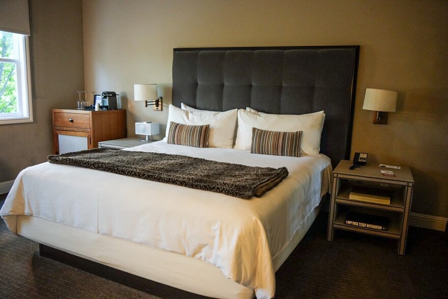 More Photos Of 1420-1428 Main St, Saint Helena Hotel For Sale