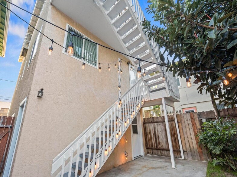 More Photos Of 406 E Ave, Coronado Multifamily For Sale
