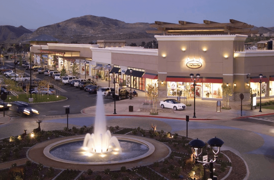 More Photos Of 2715-2810 Cabot Dr, Corona Unknown For Lease