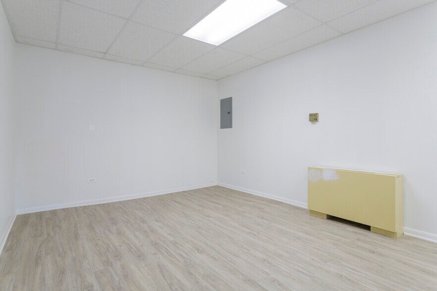 More Photos Of 1835 N 19th Ave, Melrose Park Medical For Lease