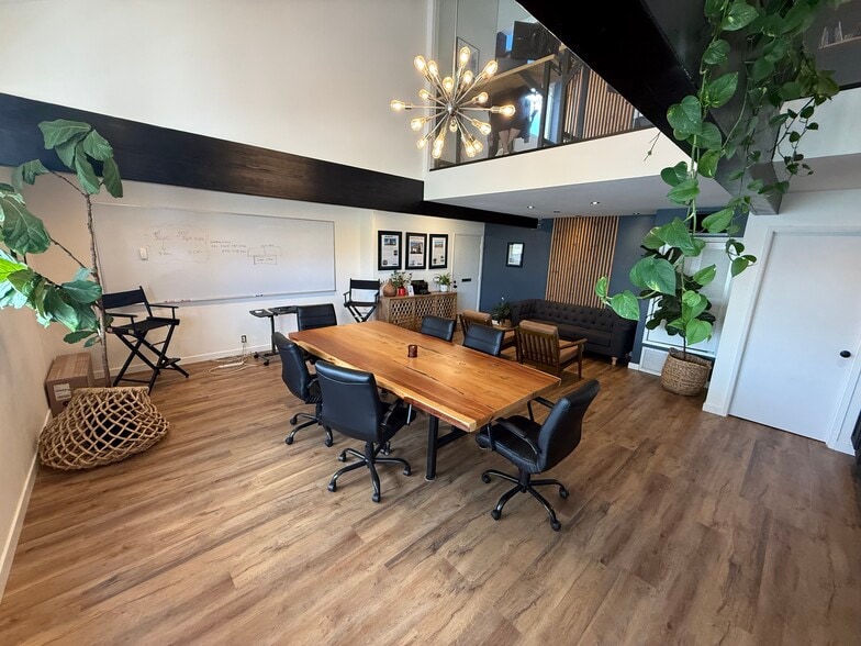 More Photos Of 2734 E Broadway, Long Beach Loft Creative Space For Sale