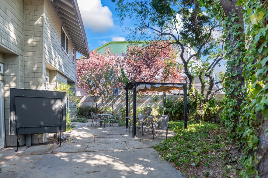 More Photos Of 451 N Shoreline Blvd, Mountain View Medical For Sale