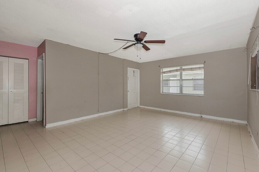 More Photos Of 1911 SW 4th Ave, Fort Lauderdale Apartments For Sale