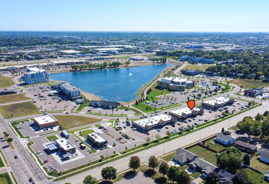 More Photos Of 2320 S Marion Rd, Sioux Falls Health Club For Lease