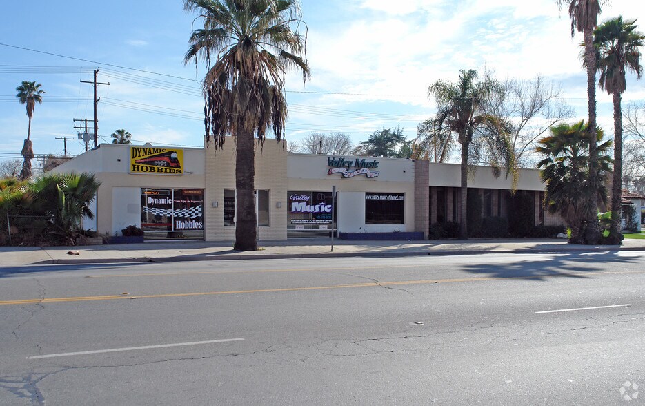 More Photos Of 811 E Florida Ave, Hemet Storefront For Sale