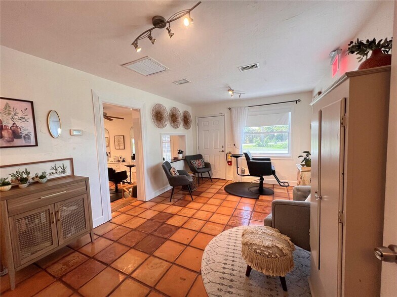 More Photos Of 180 Rio Villa Dr, Punta Gorda Freestanding For Sale