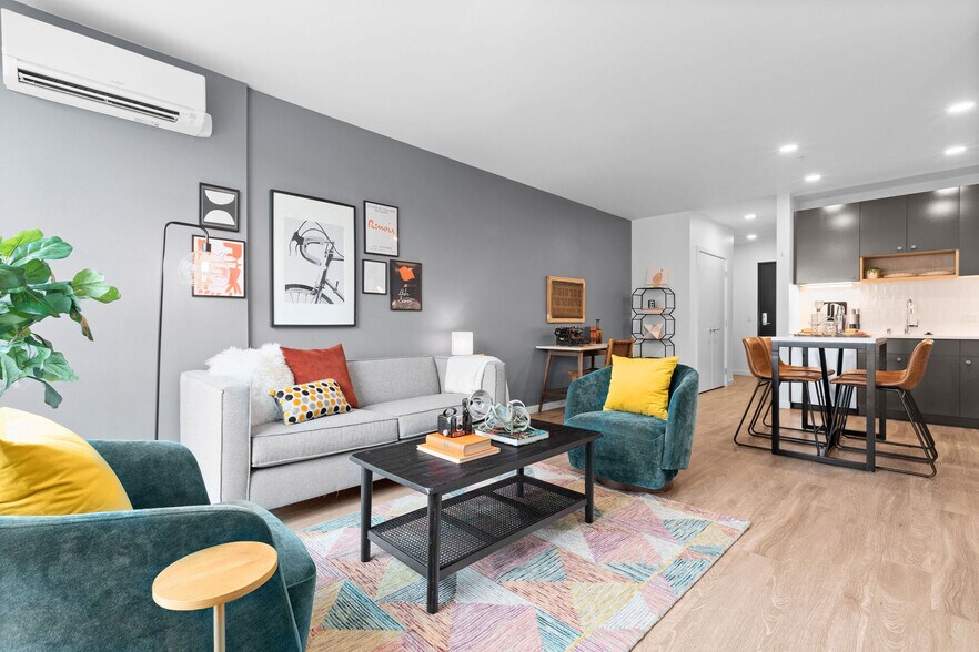 More Photos Of 2309 S Jackson St, Seattle Apartments For Lease