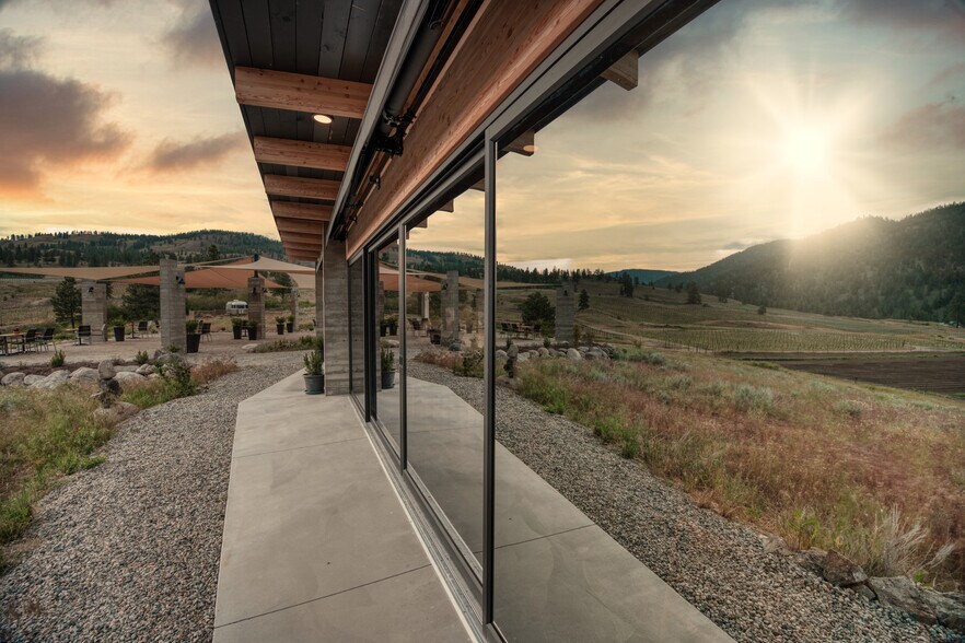 More Photos Of 26405 Garnet Valley Rd, Summerland Land For Sale