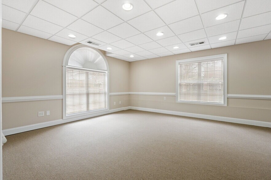 More Photos Of , McDonough Office For Sale