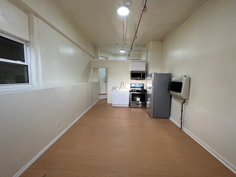 More Photos Of 4-6 John St, Waterbury Apartments For Sale