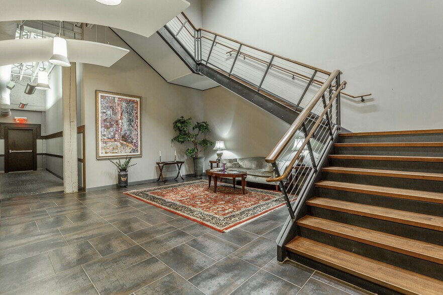 More Photos Of 201 W Main St, Chattanooga Office Residential For Sale