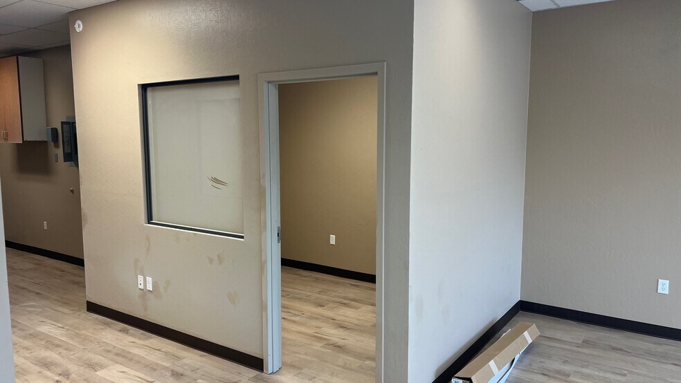 More Photos Of 90 Copper Cove Dr, Copperopolis Storefront For Lease