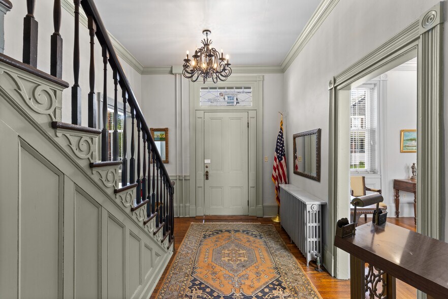 More Photos Of 900 Main St, Wellsburg Specialty For Sale