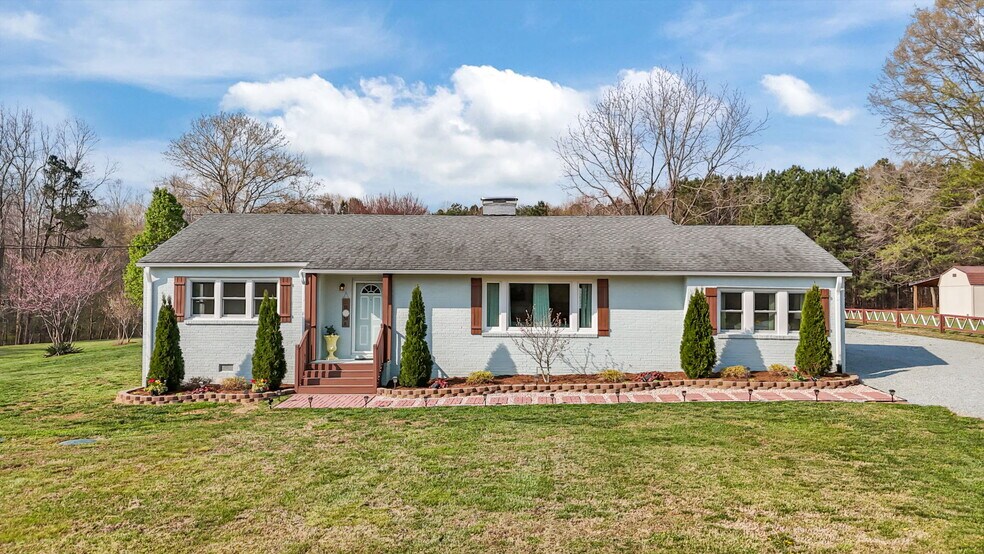 More Photos Of 10612 Durham Rd, Timberlake Flex For Sale