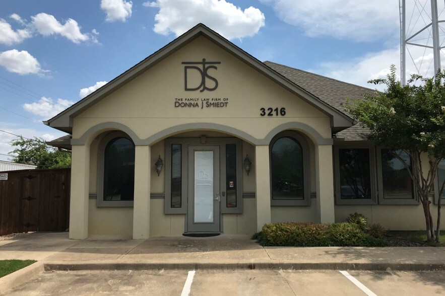More Photos Of 3216 W Arkansas Ln, Dalworthington Gardens Office For Lease