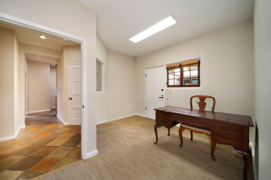 More Photos Of 2003 N Broadway, Santa Ana Office For Lease