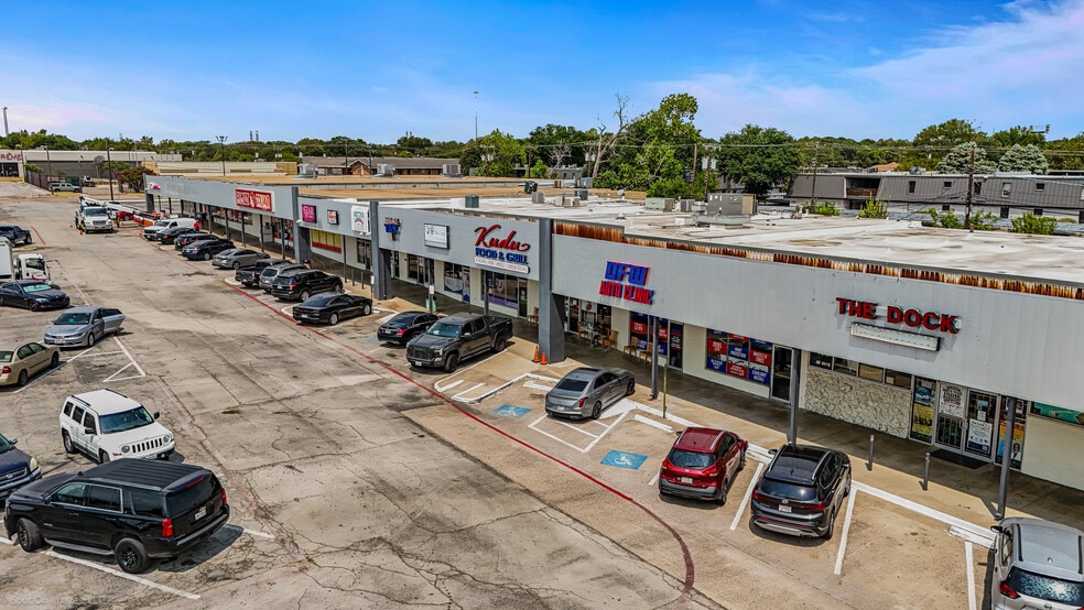 More Photos Of 6605-6719 Meadowbrook Dr, Fort Worth Freestanding For Sale