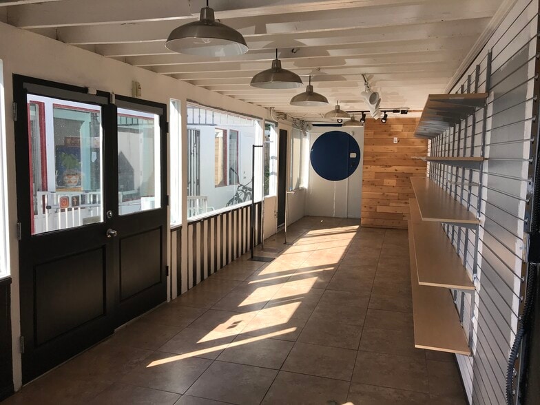 More Photos Of 1146-1148 Garnet Ave, San Diego General Retail For Lease
