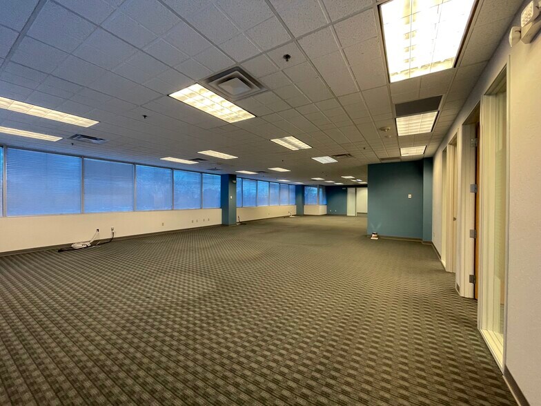 More Photos Of 639 Isbell Rd, Reno Office For Lease