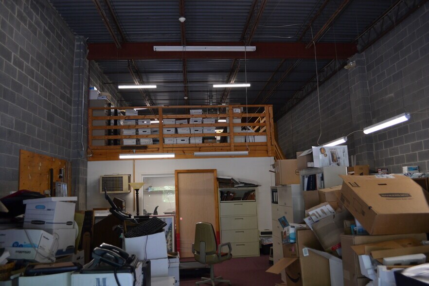 More Photos Of 12069 Tech Rd, Silver Spring Light Manufacturing For Sale