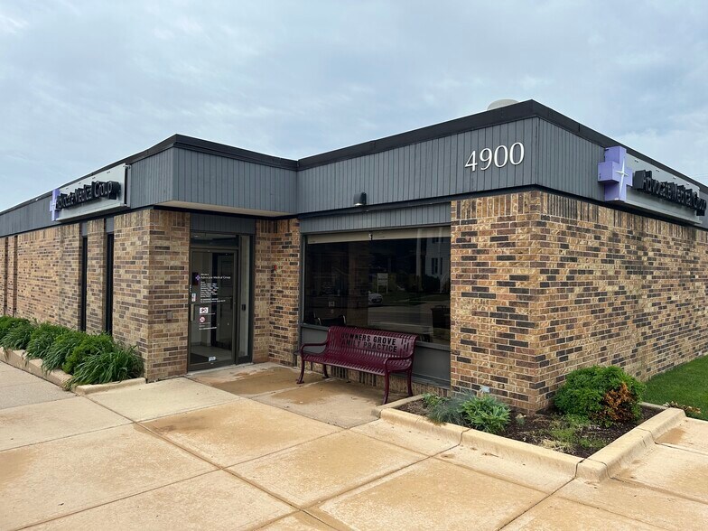 Primary Photo Of 4900 Main St, Downers Grove Medical For Lease