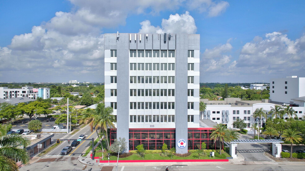 Primary Photo Of 225 N Federal Hwy, Pompano Beach Office For Lease