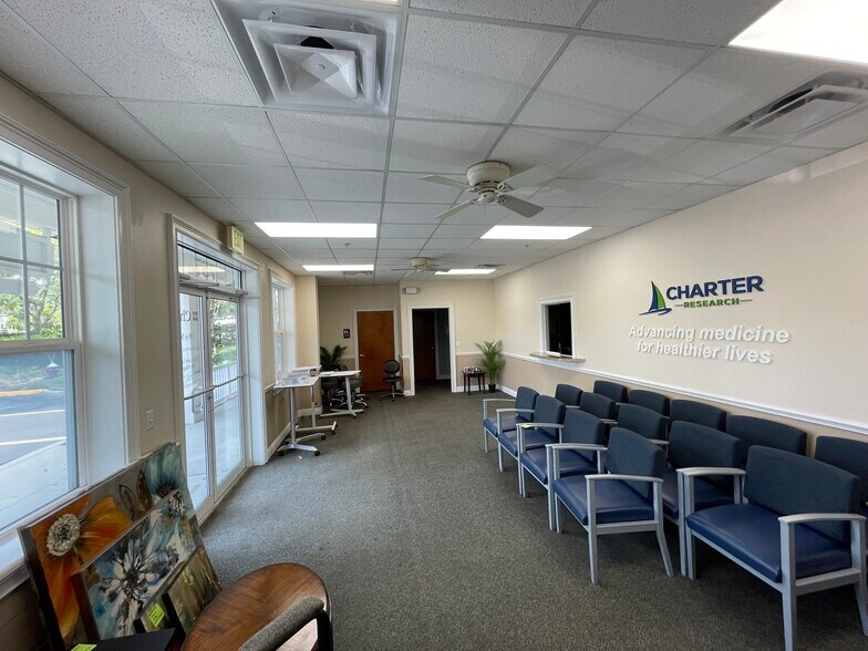 More Photos Of 757 CR 466 #100, Lady Lake Office For Sale