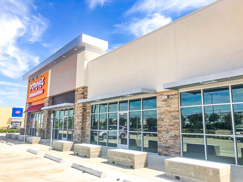 More Photos Of 3833 S Main St, Stafford General Retail For Sale