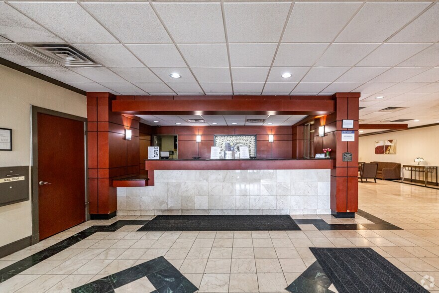 More Photos Of 5105 S Howell Ave, Milwaukee Hotel For Sale
