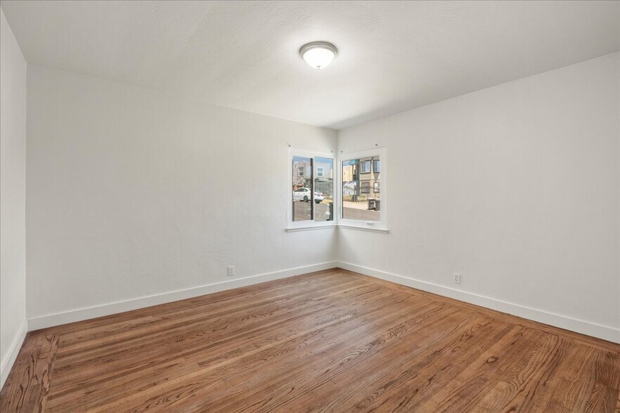 More Photos Of 2231 E 28th St, Oakland Apartments For Sale